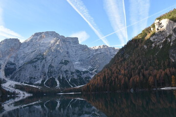 Fr&uuml;hmorgens am Pragser Wildsee