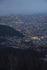 札幌藻岩山山頂展望台からみた札幌のビル群の街並み