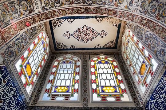 Interior of Tomb of Sultan Ahmed I (t&uuml;rbe, built in 1617 - 1619), the Blue Mosque&rsquo;s great patron, is on the north side of the mosque facing Sultanahmet Park. ISTANBUL, TURKEY. September 23, 2024.