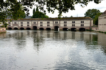 Obraz premium Barrage Vauban Strasbourg France / ヴォーバン・ダム ストラスブール フランス / Vauban Dam, Strasbourg, France