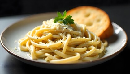 Creamy Fettuccine Alfredo with Garlic Bread