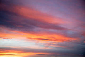 Fototapeta premium Stunning sunset red pink purple Wyoming open sky
