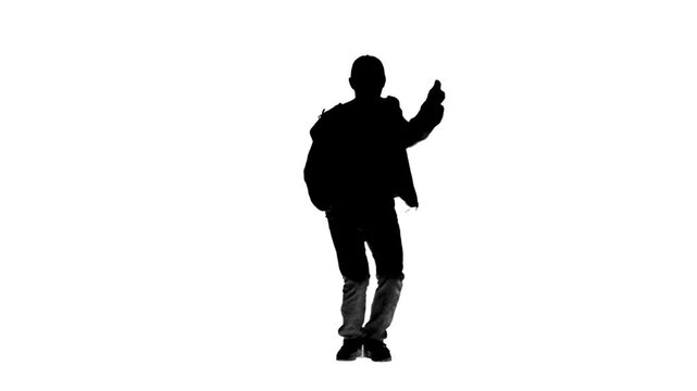 ダンスする男性ダンサーの全身シルエット