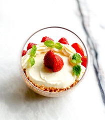 fresh strawberry cake dessert