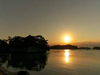 Obraz premium 日本三景松島（五大堂と日の出）【宮城県松島町】