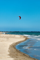 plage de Pi&eacute;manson au bord de la mer M&eacute;diterran&eacute;e