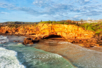 D Caves beach entry from surf