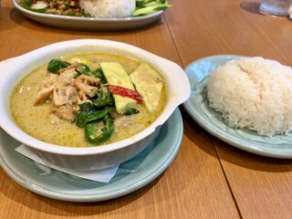 日本で食べたグリーンカレー