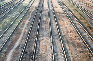 Obraz premium railway tracks without trains and carriages