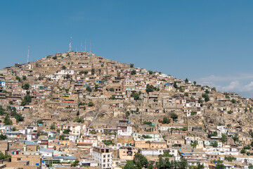 Obraz premium City of Kabul, capital of Afghanistan. View of the city and slums around the city