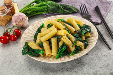 Italian cuisine - tortiglioni with spinach