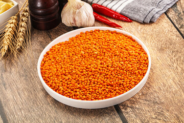 Raw red lentil for cooking