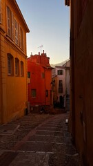 Ruelle colorée de Menton, France