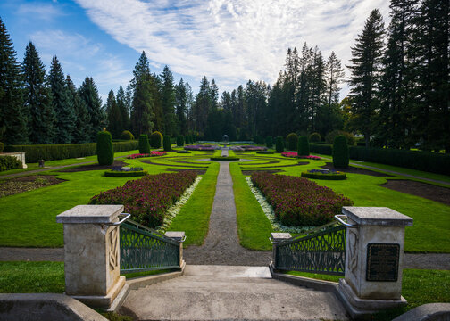 Duncan Garden, Gardens in Manito Park, Spokane, Washington. 