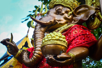 The Golden Ganesh Statue Art ,Traditional sculpture art and culture