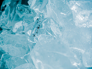 icecubes background,icecubes texture,icecubes wallpaper,ice helps to feel refreshed and cool water from the icecubes helps the water refresh your life and feel good.ice drinks for refreshment business