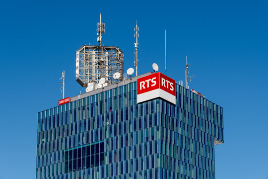 Gen&egrave;ve, Suisse - 15 novembre 2024: Si&egrave;ge de la Radio T&eacute;l&eacute;vision Suisse (RTS), compagnie audiovisuelle de service public appartenant &agrave; la Soci&eacute;t&eacute; Suisse de Radiodiffusion et T&eacute;l&eacute;vision (SSR)