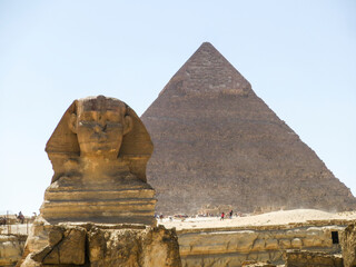 Sphinx and great pyramid in Giza, Egypt