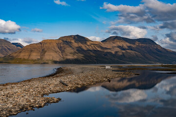 svalbard north pole longyearbyen reflection