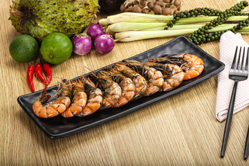 Boiled big tiger fresh shrimp