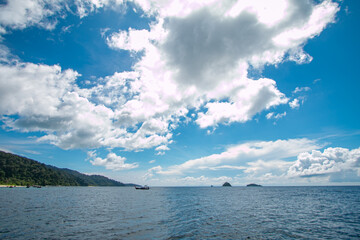 Obraz premium The sky and the sea at different times