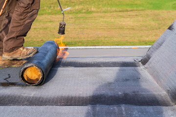Flat Roof Installation with Heat-Welded Bitumen Sheet
