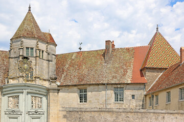 Obraz premium Historic buildings on a street in Gy, France 