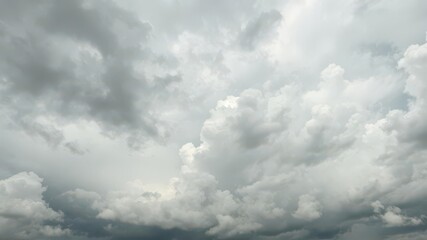 Obraz premium Abstract pattern of swirling clouds in a stormy sky, atmospheric, background