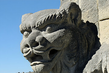 Stone Guardian, Ancient Carving of a Ferocious Beast, Detailed Stonework, Ancient Architecture