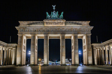 Obraz premium Brandenburg Gate at Night