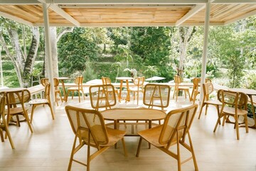 Fototapeta premium restaurant in the garden