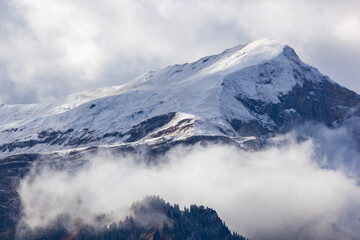 Mountain Peaks and Autumn Colorful Landscape in the Swiss Alps Photo, Grindelwald Switzerland