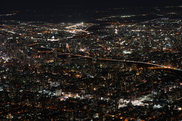 Obraz premium 札幌藻岩山山頂展望台からみた札幌のビル群の街並み