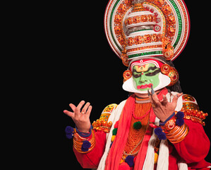 Kathakali artist candid shots