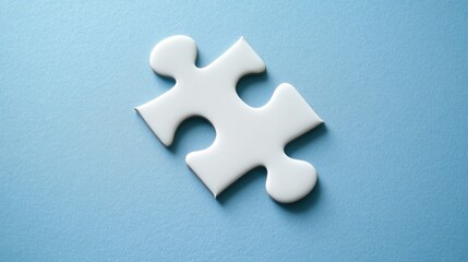 Obraz premium White puzzle with a missing piece showcasing a blue background beneath