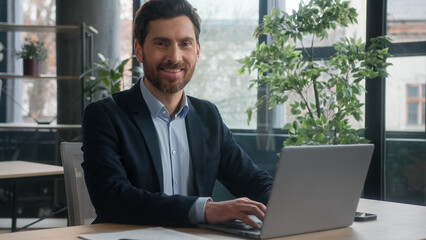 Caucasian businessman business man male entrepreneur 40s leader office employee professional...