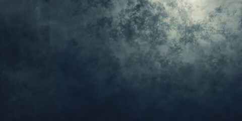 Obraz premium Dark stormy sky with dense cloud cover and subtle light