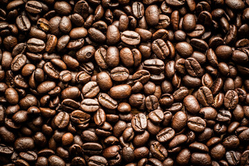 Fototapeta premium roasted coffee beans texture background