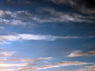 Obraz premium Cloudscape Fluffy White Clouds and Blue Sky Brooding for Background