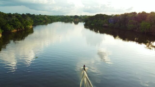 BARCO RABETA NA AMAZ&Ocirc;NIA EM ITACOATIARA