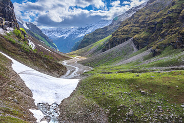 Rupin Pass is a high altitude trek in Himachal Pradesh located at 4650m.Trek is full of diversity from majestic Himalayan ranges to waterfalls, glacial meadows, snow-covered landscapes, lush forests.
