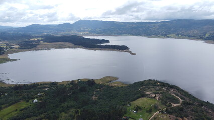 Fototapeta premium Embalse de Tominé, Guatavita