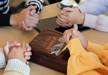 Christian life crisis prayer to god. Christian Bible Study Concepts.	