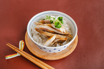 ホッケ焼きほぐしのせご飯