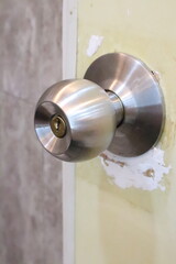 metal door handles on round doors