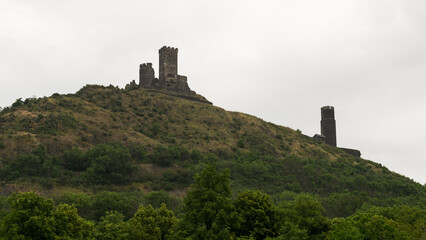 Obraz premium Hazmburk Castle and the landscape of the Bohemian Central Highlands