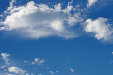 Fototapeta premium White clouds in blue sky