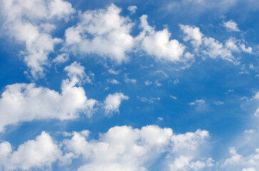 Fototapeta premium White clouds in blue sky
