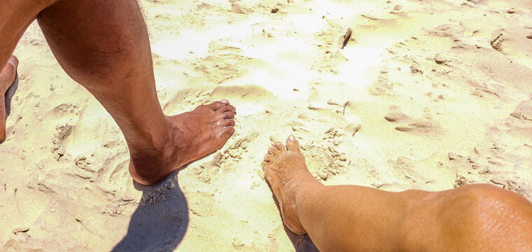 p&eacute;s na areia 