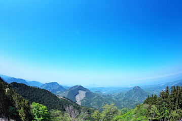 大分県の国東市の安岐町にある両子山